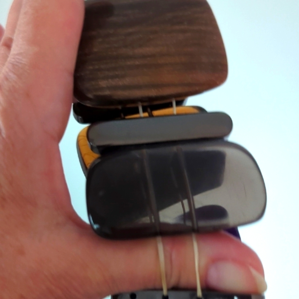 Stylish Multi-Color Bracelet - Picture 2 of 4